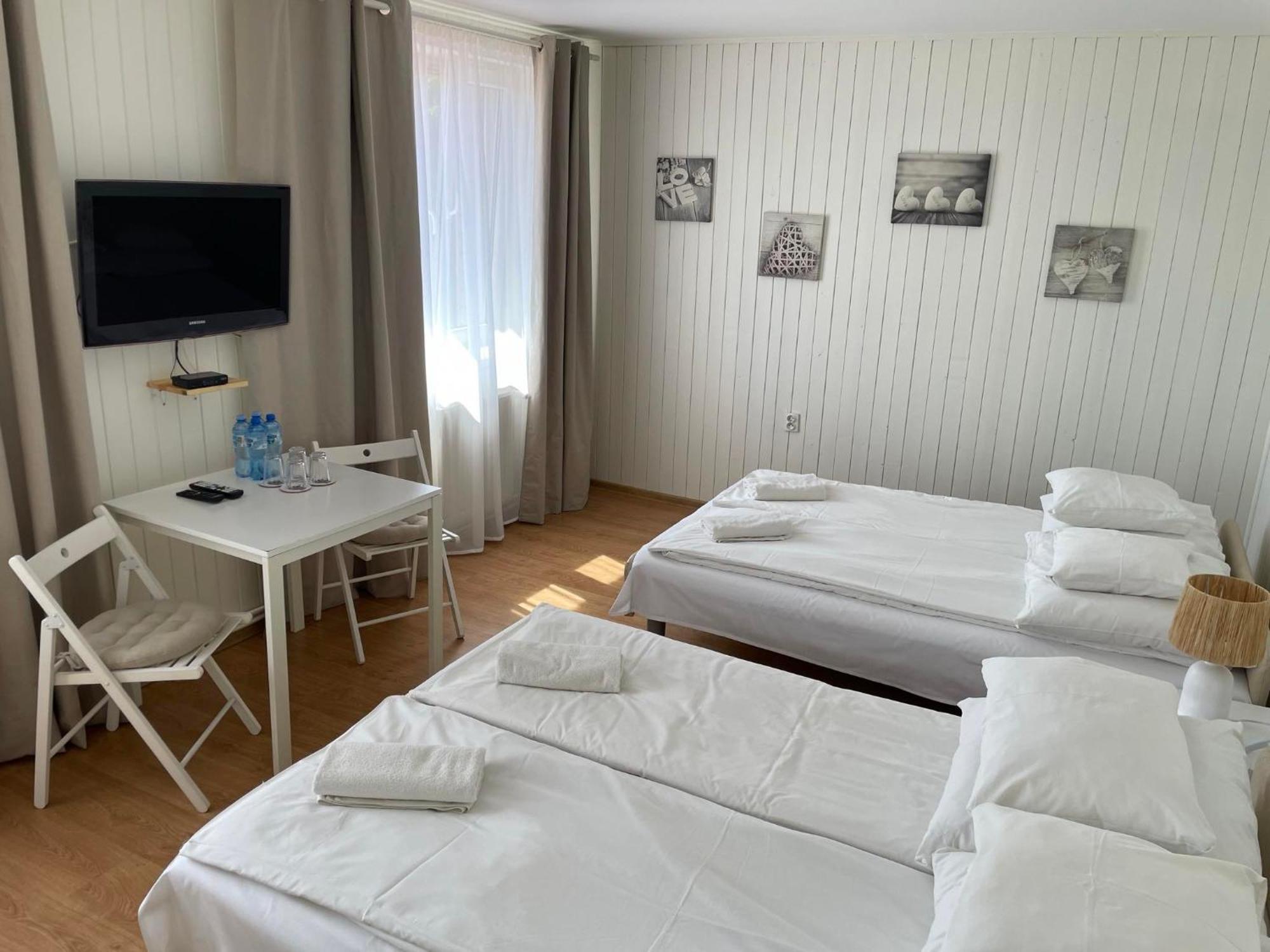 Mozaikowy Piec Apartment Slesin  ภายนอก รูปภาพ